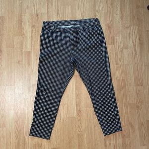 Womens black and white ankle length pants